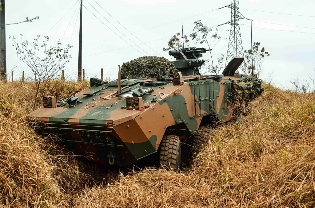 Brazil Freezes $855 Million in Defense Budget After Record Boost