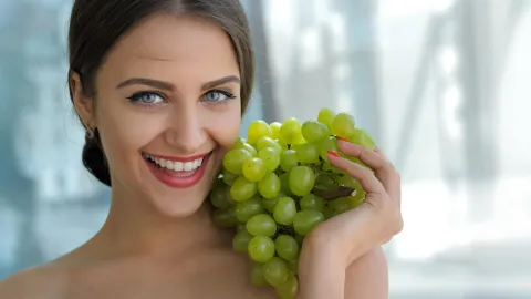 Eating grapes daily could unlock powerful skin protection