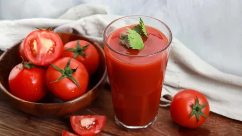 This tomato-soy juice reduced inflammation in just four weeks