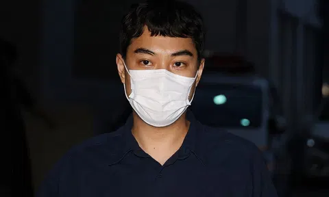 경찰, '아동 성매매' 최영중 전 청주시의원 15시간 밤샘 조사
