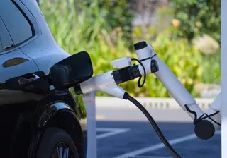 Geely's new charging system takes EVs from 10% to 70% in 4 minutes, 30 seconds