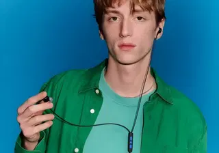 Bose is bringing back wired earbuds as teens ditch Bluetooth