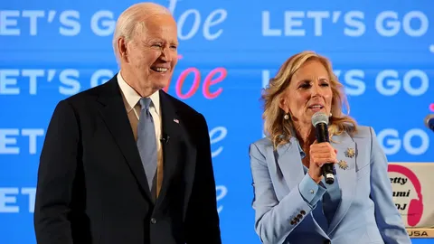 Jill Biden Says She Thought Joe Was Having a Stroke During Damning Trump Debate: ‘Scared Me to Death’