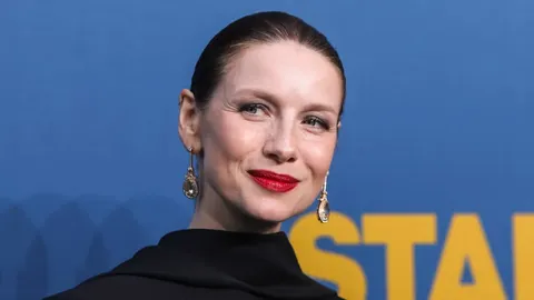 ‘Outlander’ Video Taken Down for Misquoting Star Caitríona Balfe Calling Scotland Town ‘An Armpit’